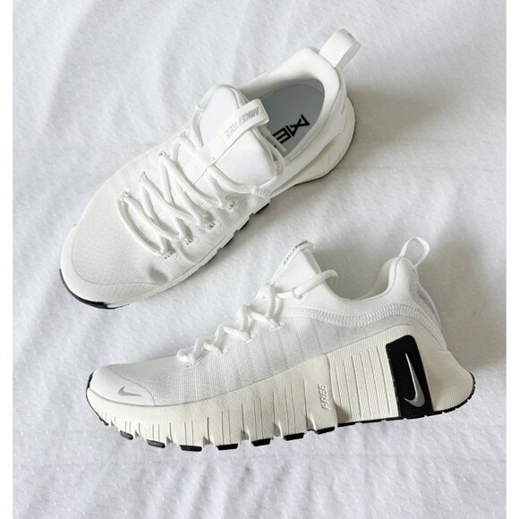 Nike White Athletic Shoes - Picture 1 of 7